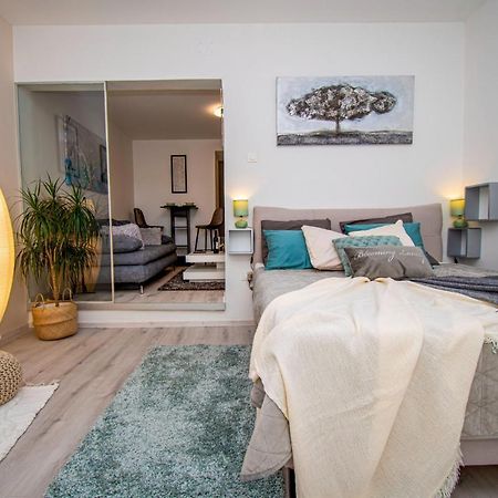 Oasis Apartment Pula Zewnętrze zdjęcie