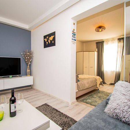 Oasis Apartment Pula Zewnętrze zdjęcie