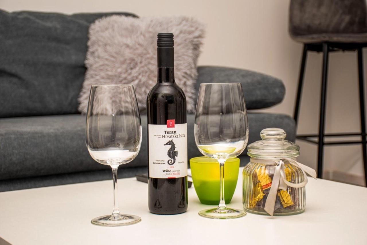 Oasis Apartment Pula Zewnętrze zdjęcie